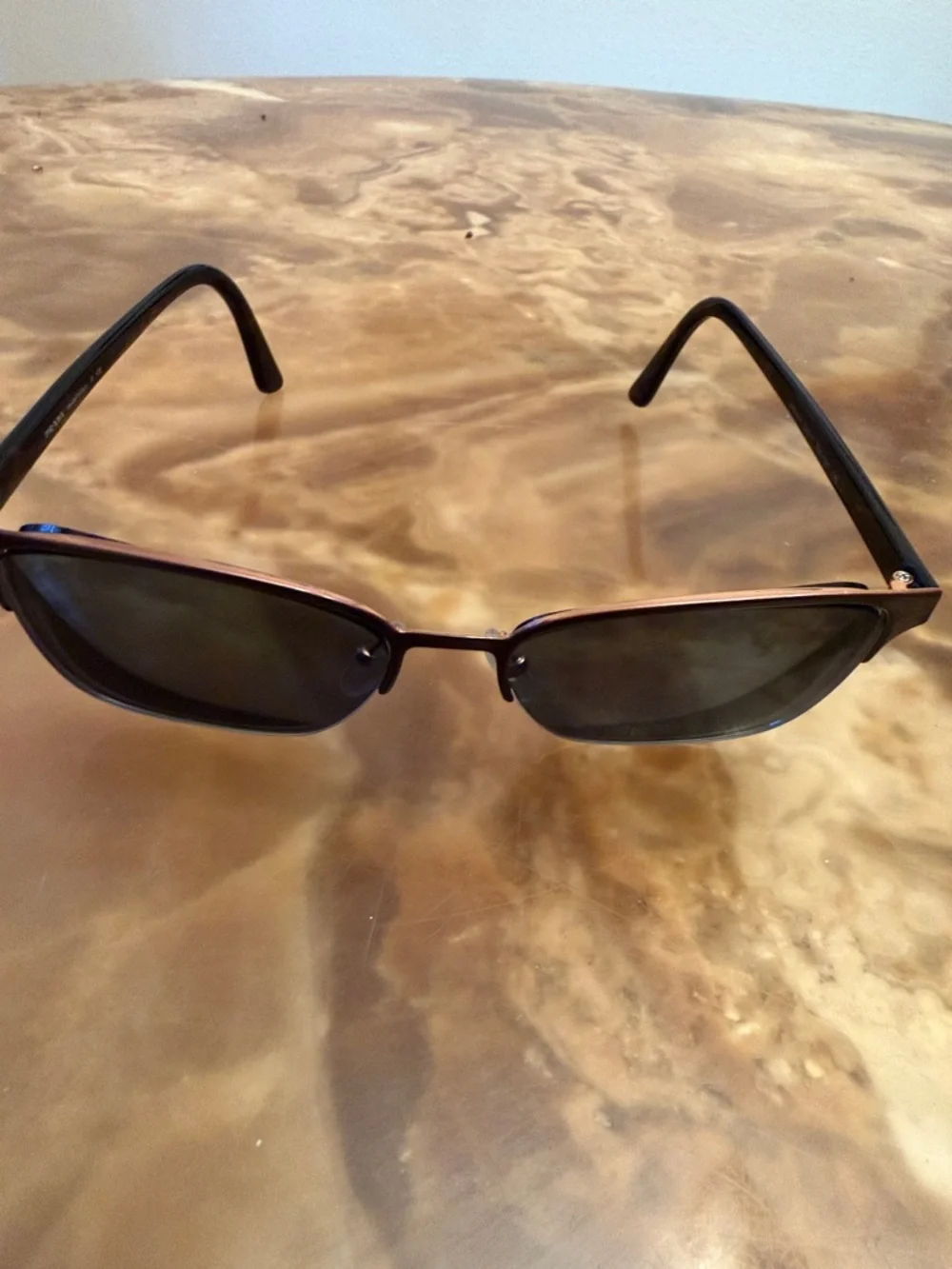 Prada sunglasses needs new script - Picture 2 of 4